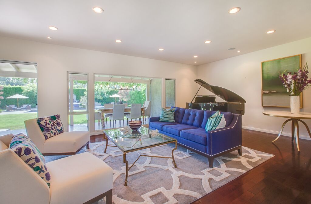 How to order a custom sofa: the decisions that matter