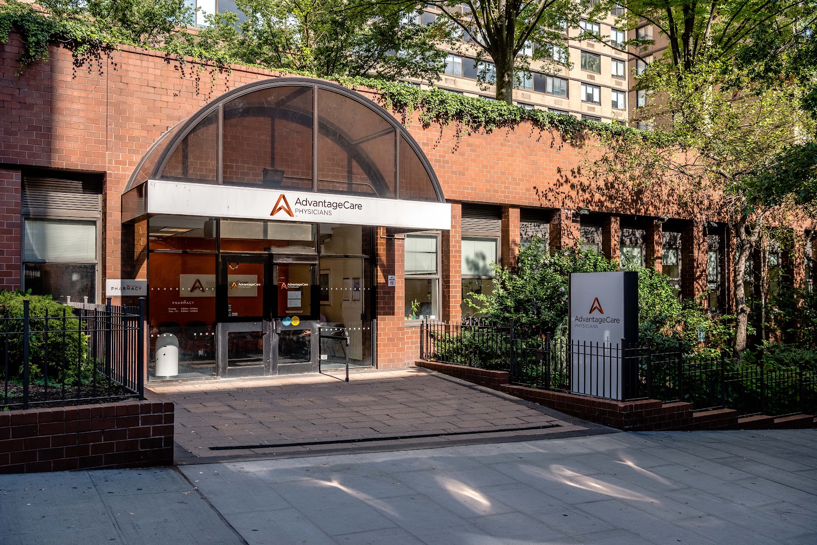 AdvantageCare Physicians - Upper East Side Medical Office gallery 2
