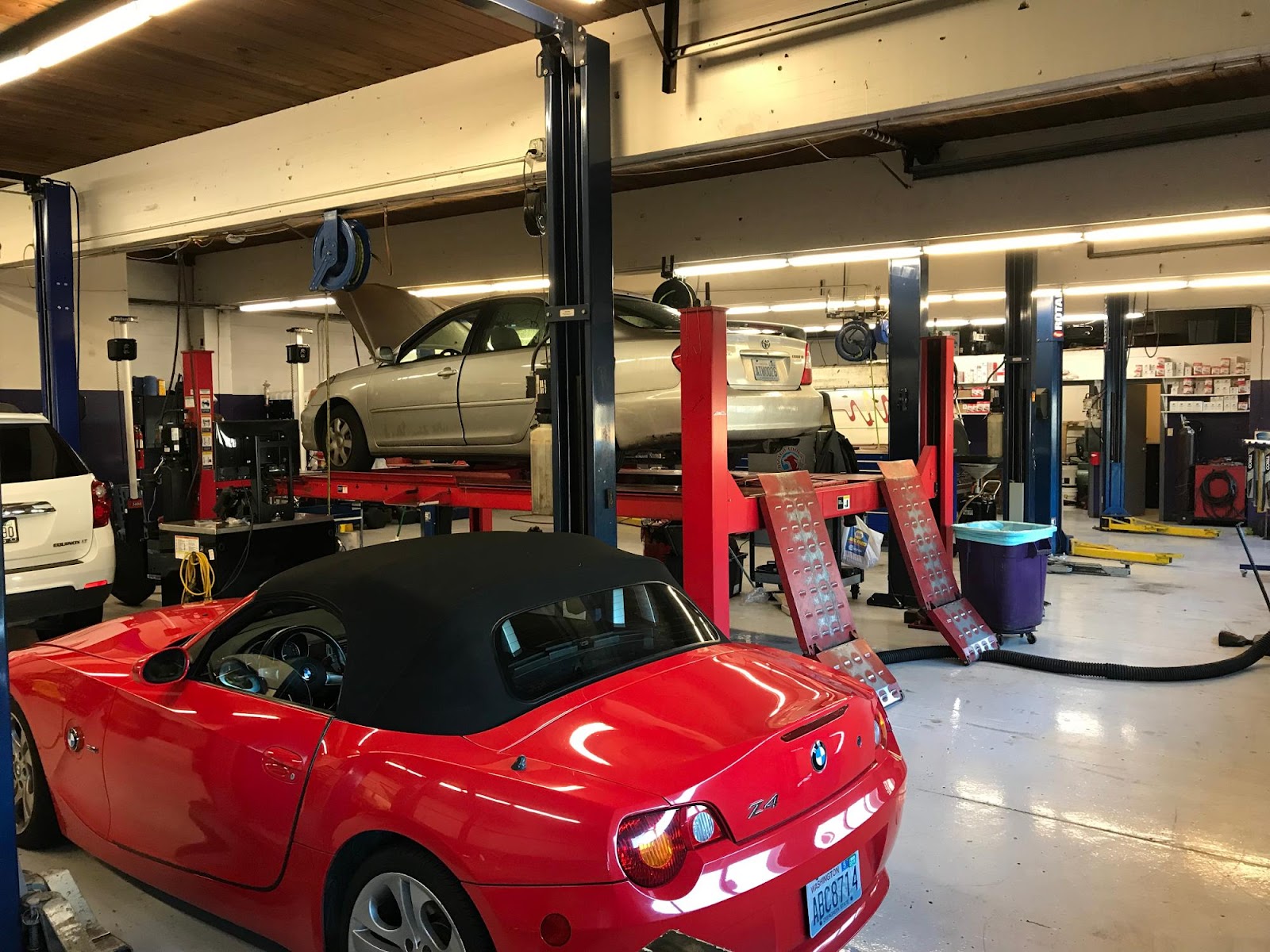 Ali's Bellevue Auto Repair gallery 3
