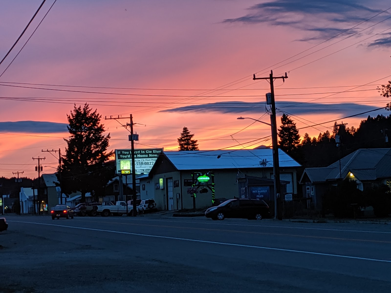 Alpine Lakes Chalet Motel gallery 5