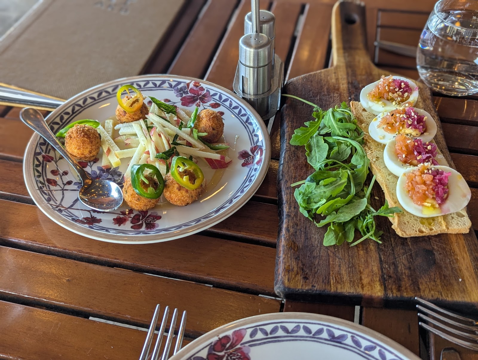 Americana Kitchen & Bar gallery 6