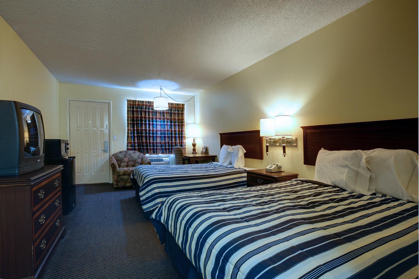Americas Best Value Inn Comanche gallery 3