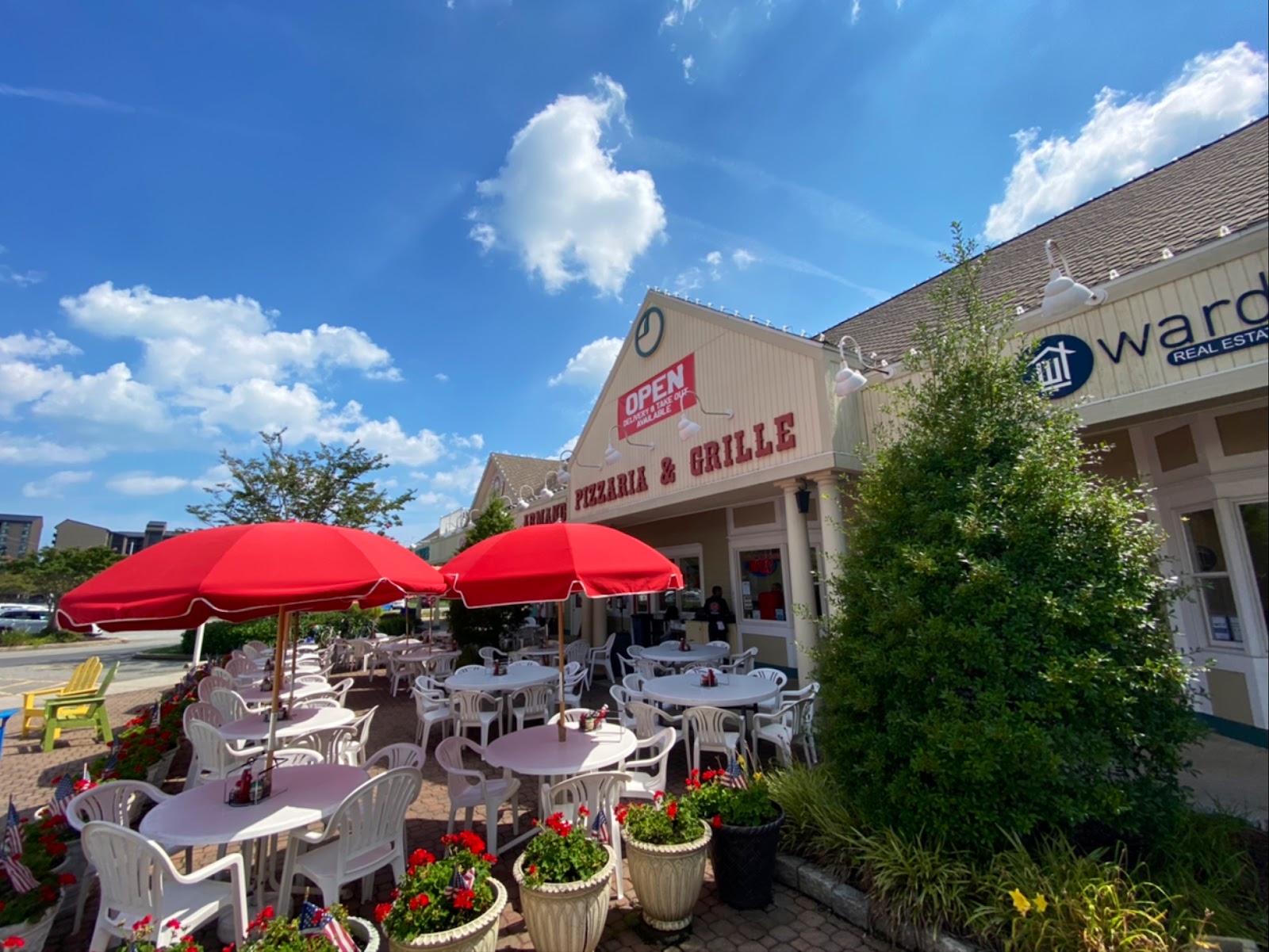 Armand's Bistro & Pizza gallery 4