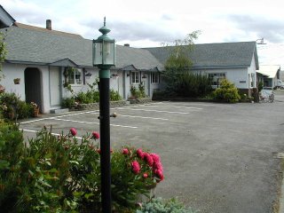 Aster Inn gallery 2