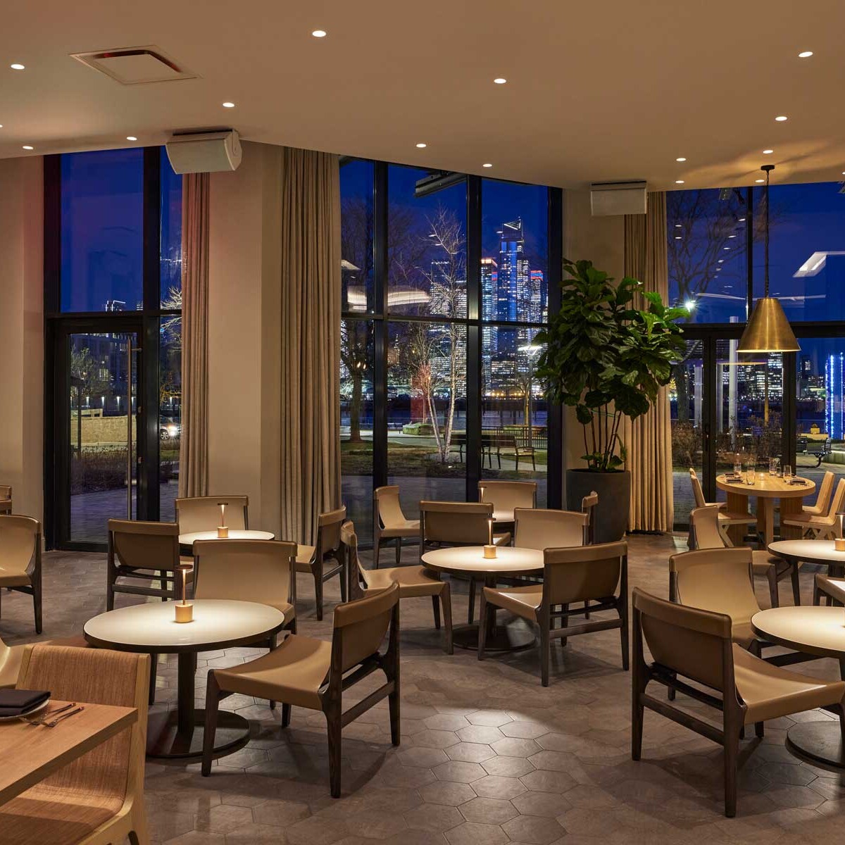 Blu On The Hudson gallery 2