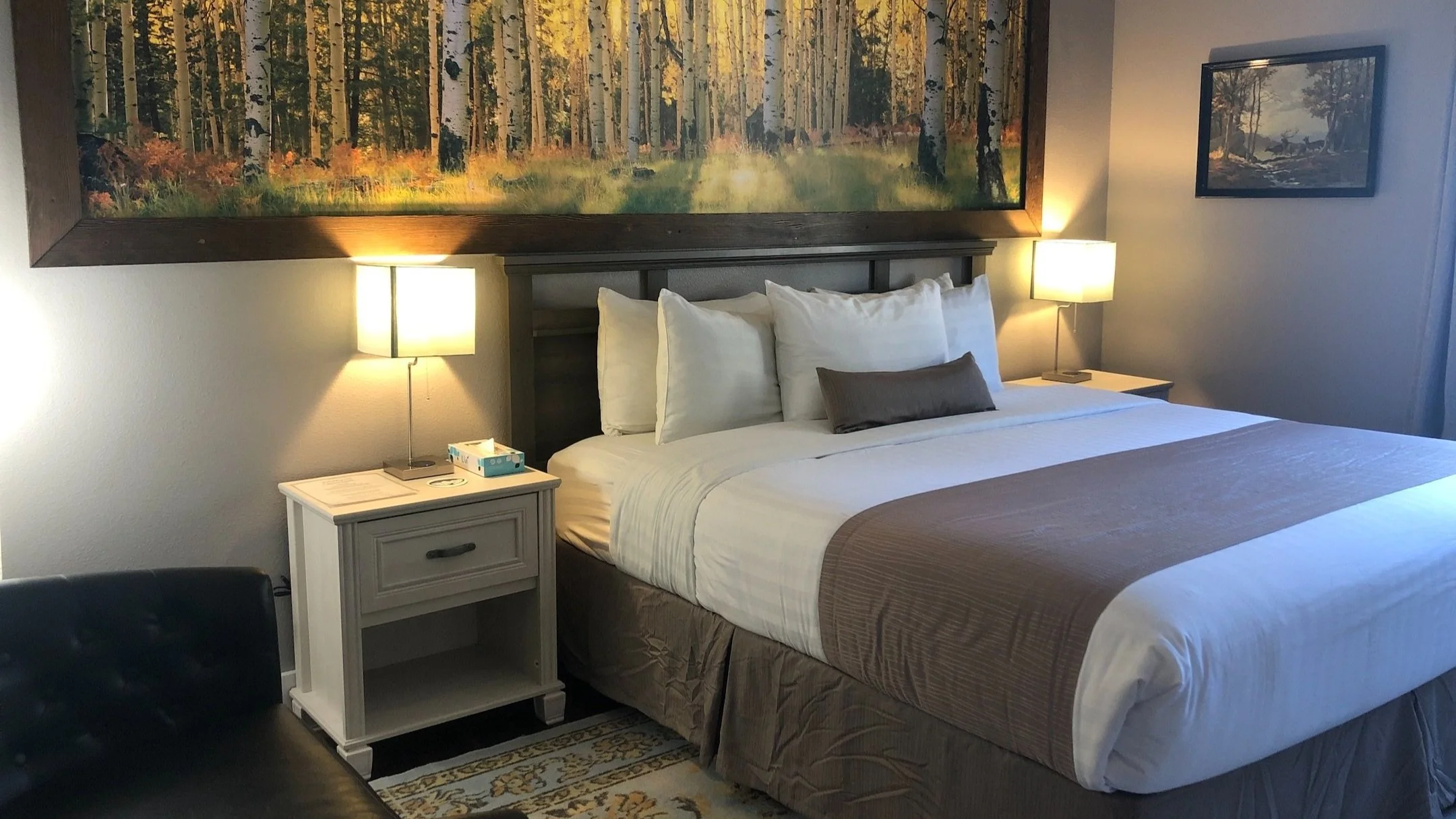 Blue Elk Inn gallery 2