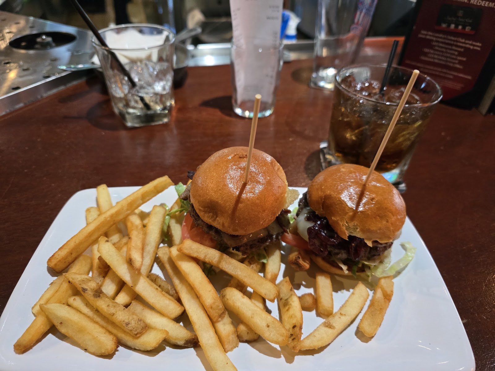 Brick House Tavern + Tap gallery 6