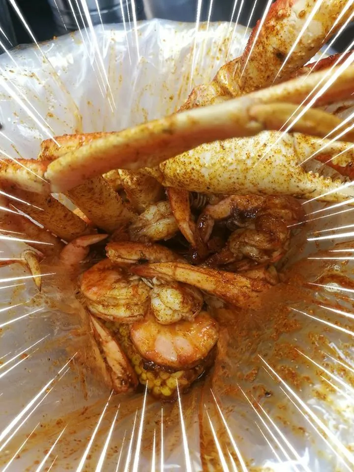 Cary Crab House gallery 1