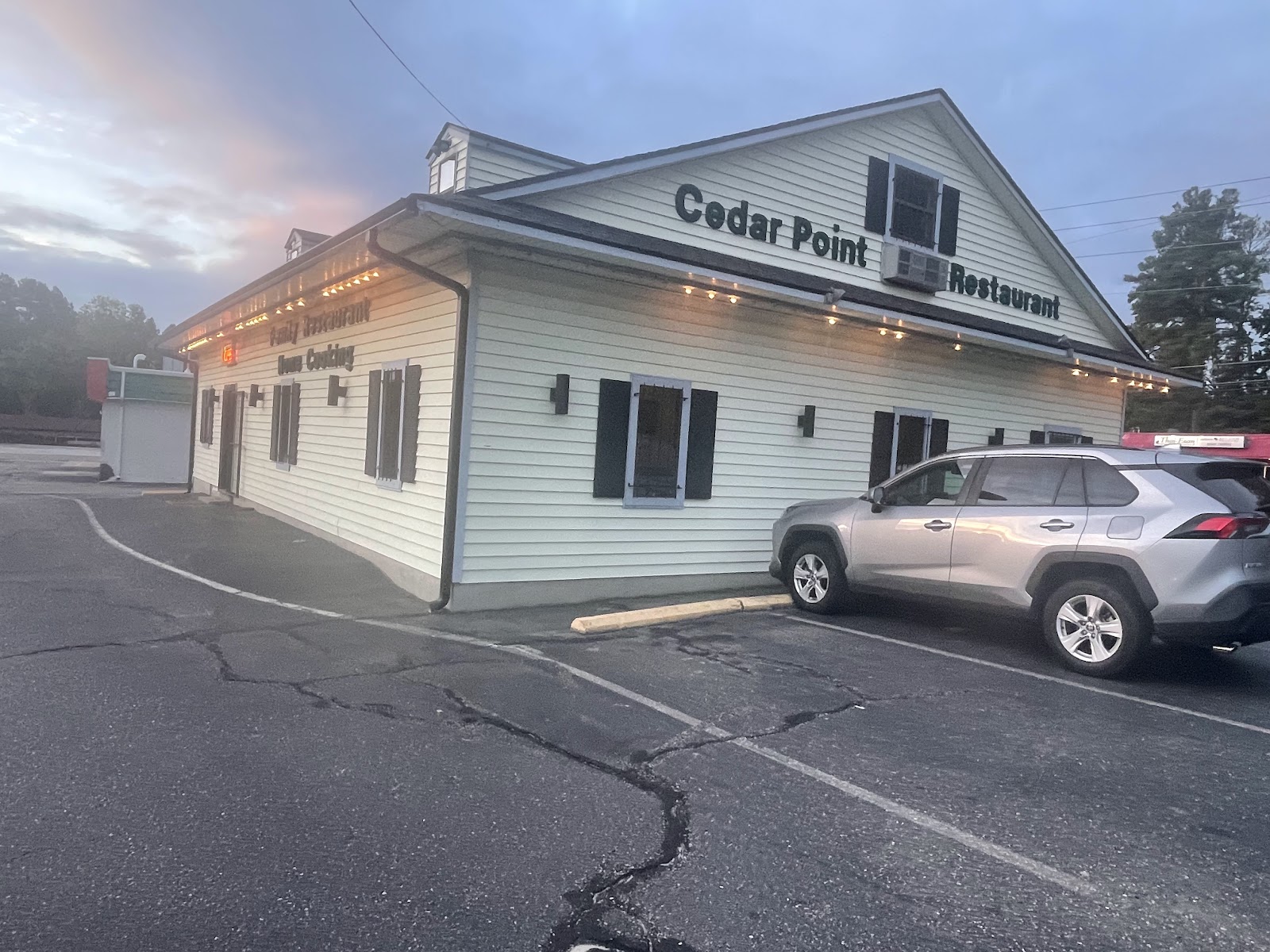 Cedar Point Restaurant gallery 3