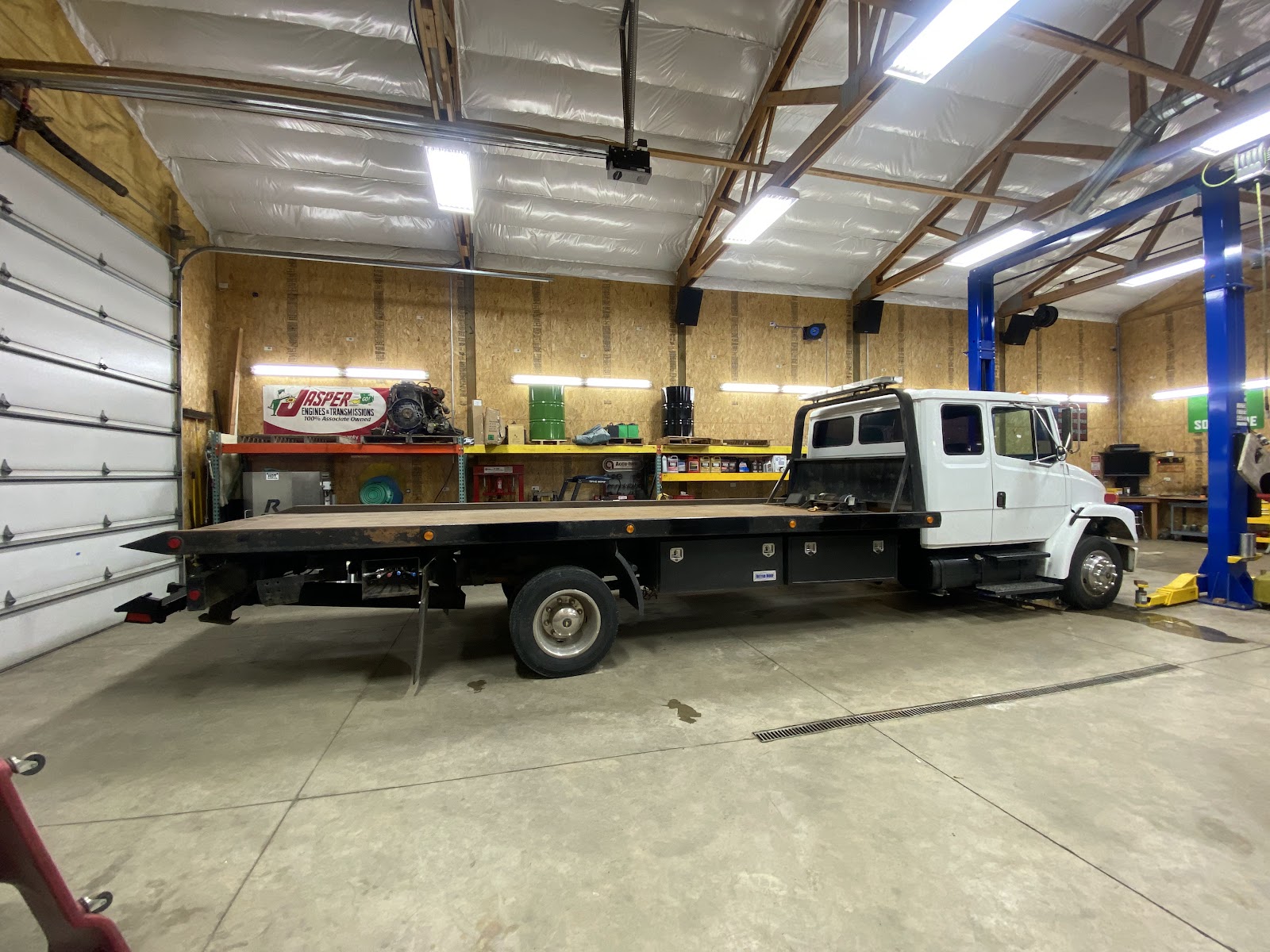 Central Washington Auto & Truck Repair gallery 2
