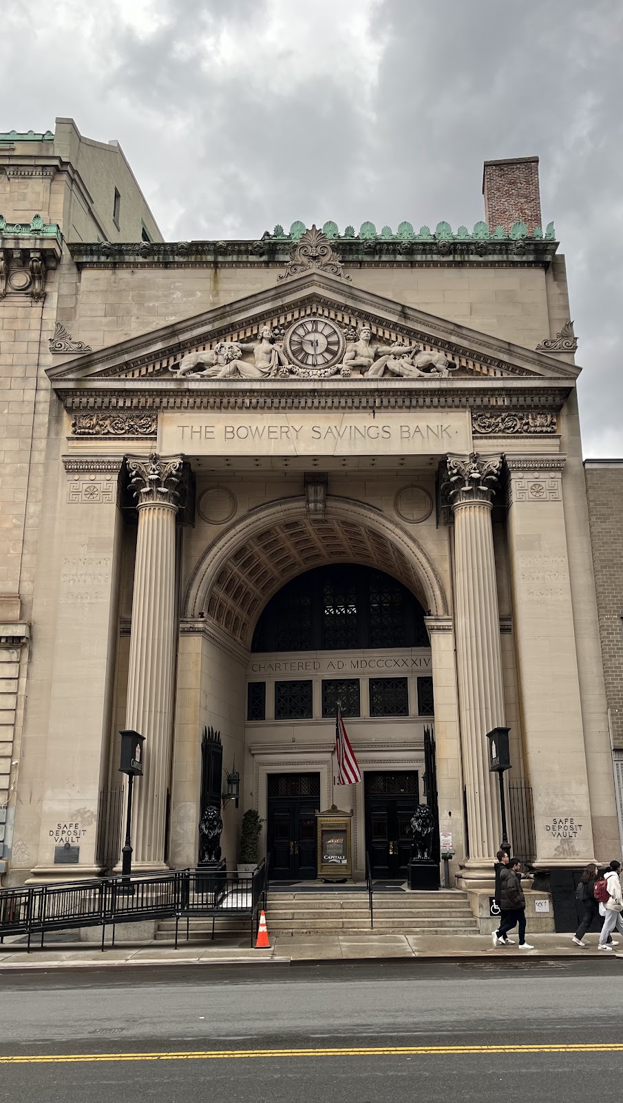 Chase Bank gallery 5