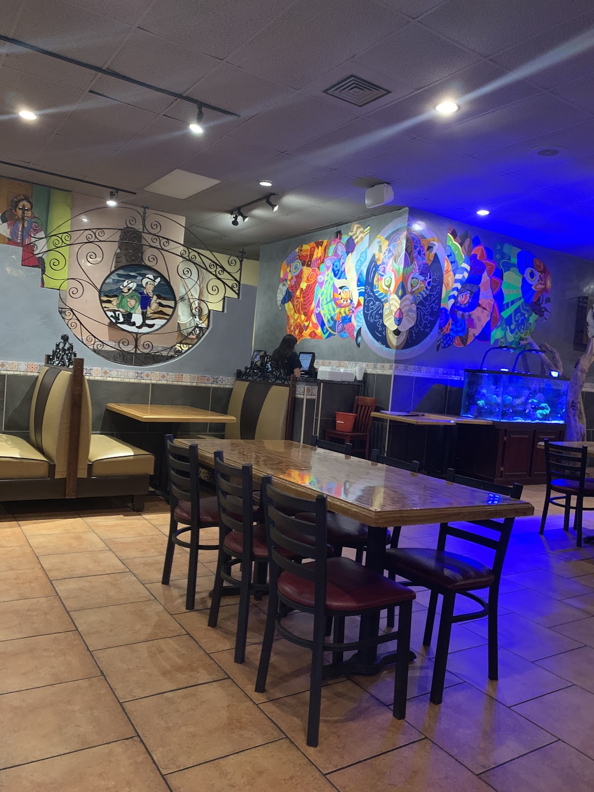 Compadres Mexican Restaurant gallery 4
