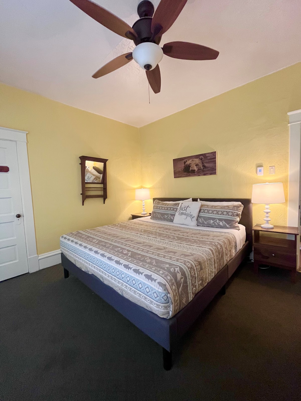 Cozy Place vacation rental gallery 2