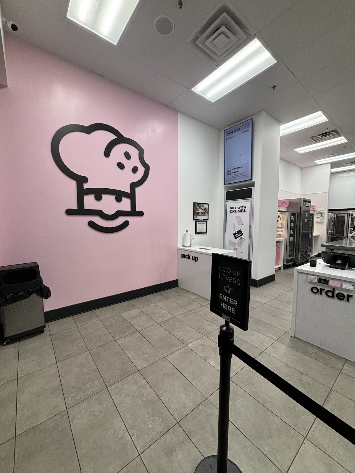 Crumbl gallery 5