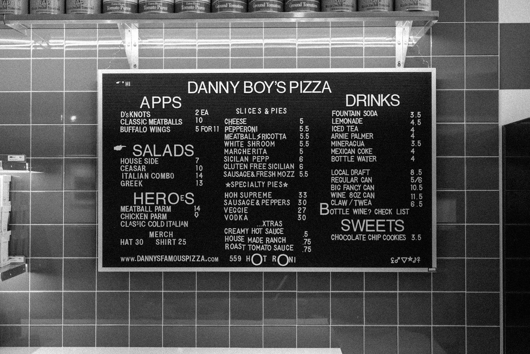 Danny Boy's Famous Original Pizza gallery 6