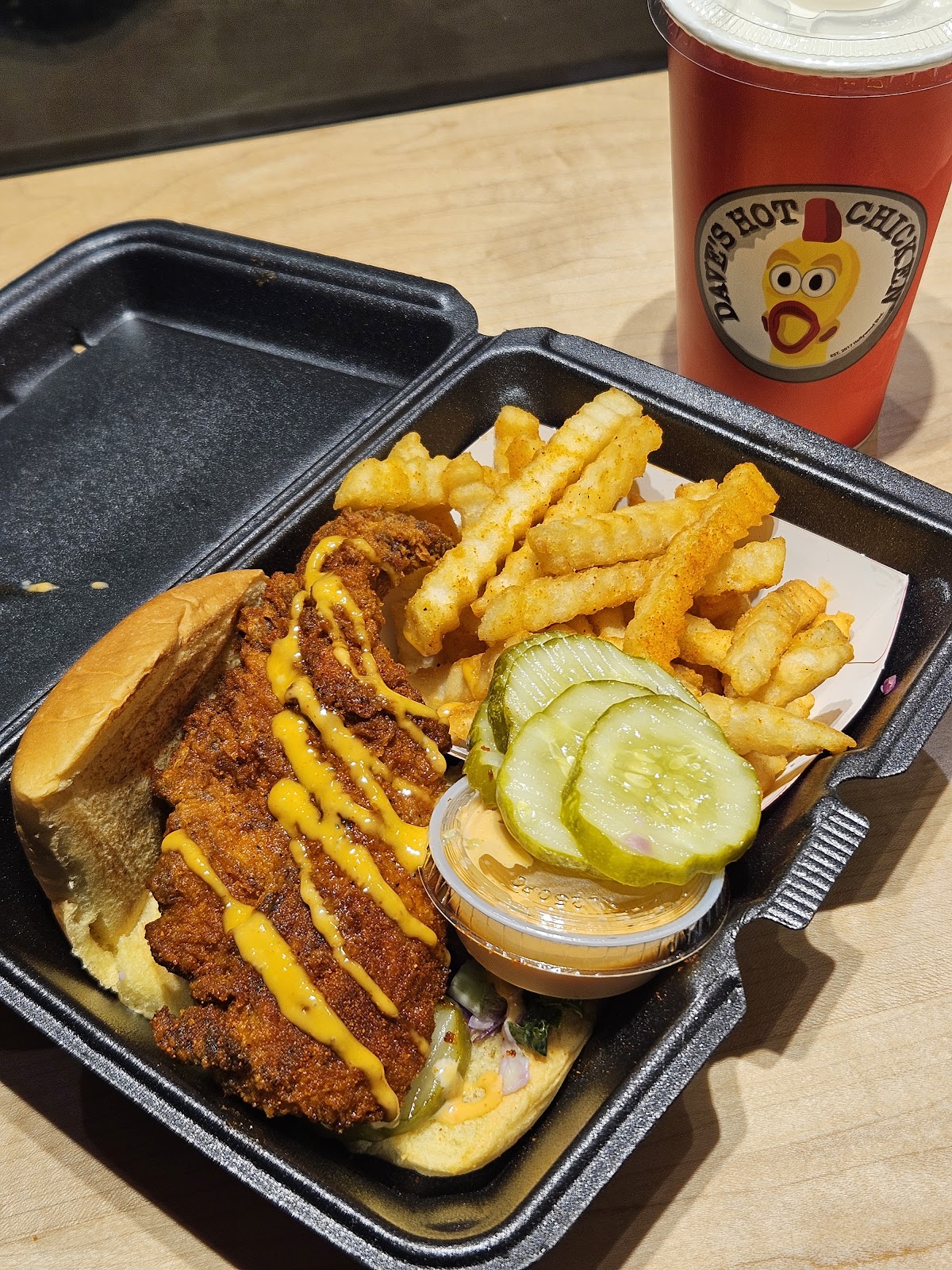 Dave's Hot Chicken gallery 2