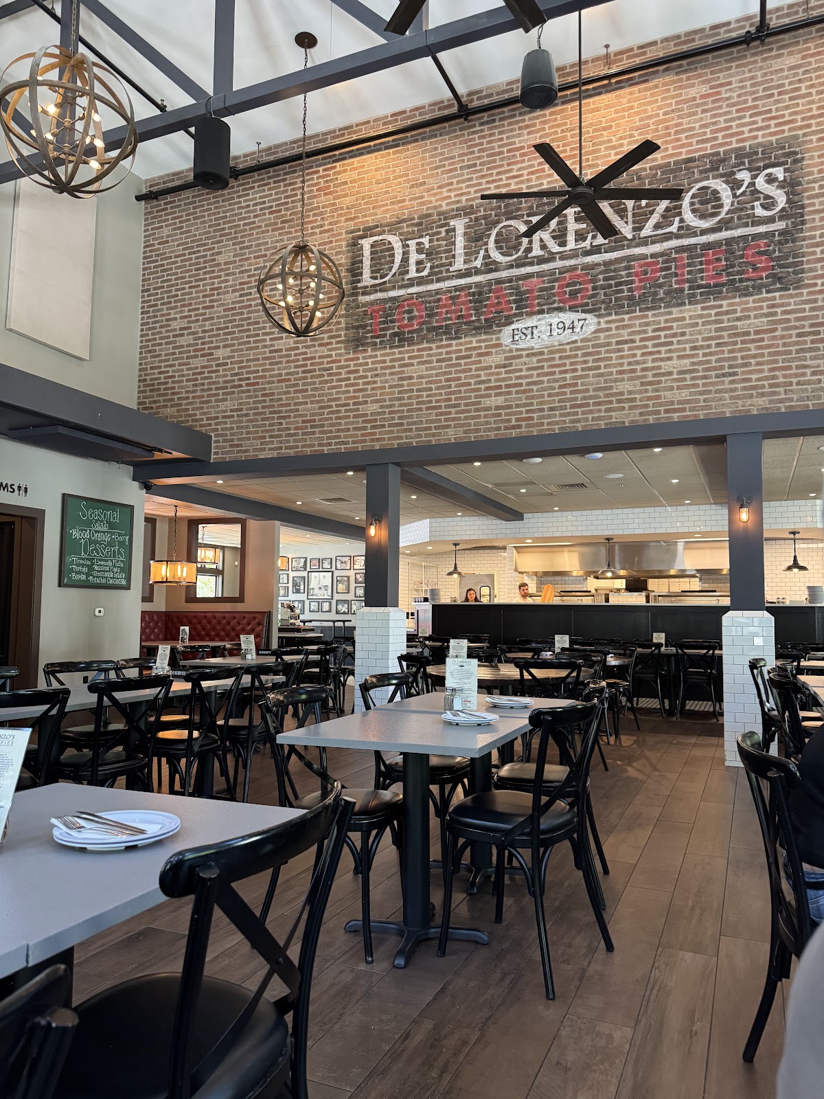 DeLorenzo's Tomato Pies gallery 4