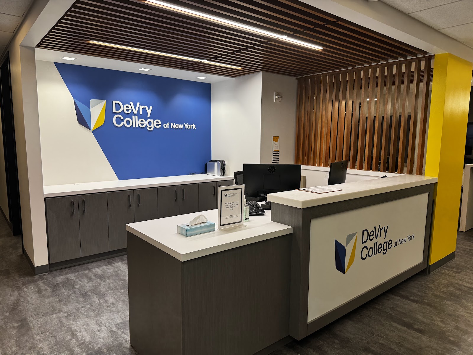 DeVry College of New York gallery 3