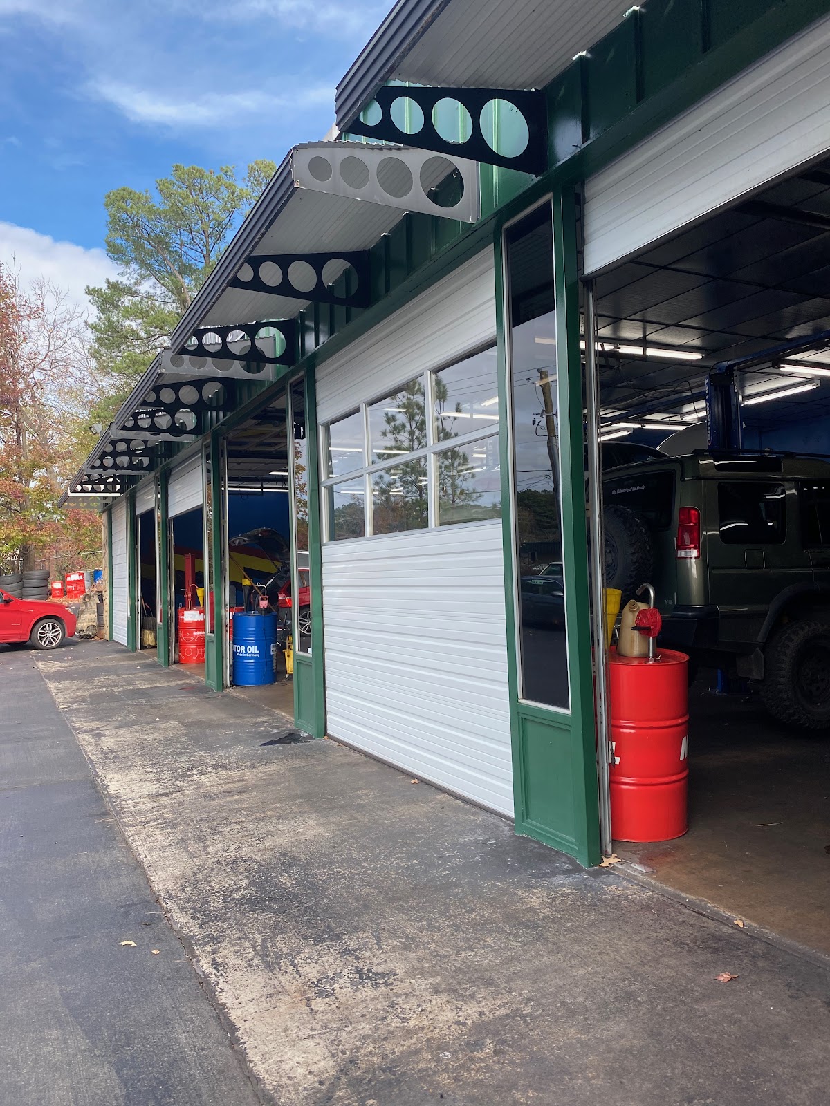 Discovery Automotive gallery 3