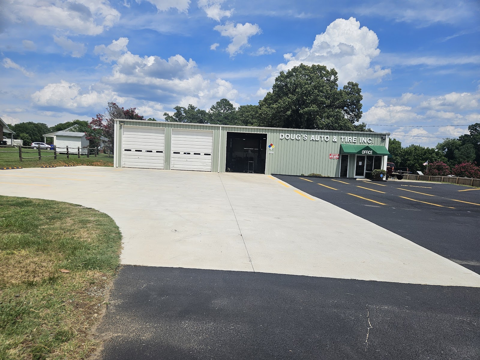 Doug's Auto & Tire, Inc. gallery 2