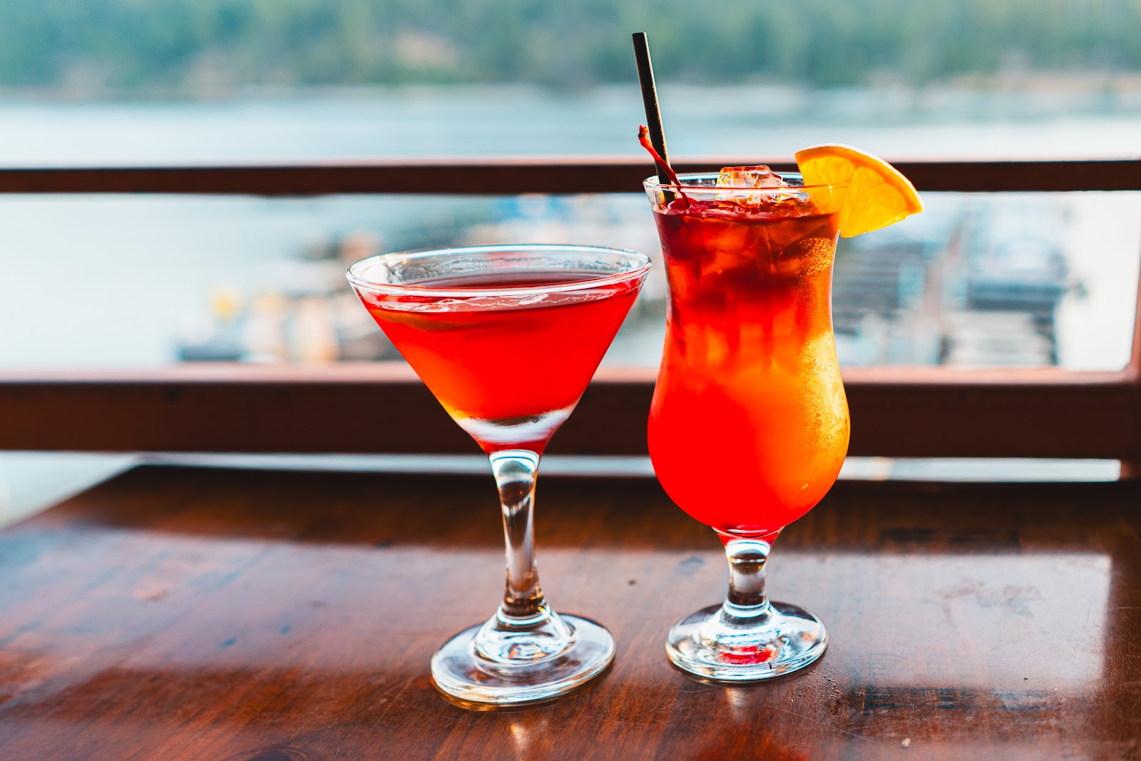 Ducey's On the Lake & Ducey's Bar & Grill gallery 2