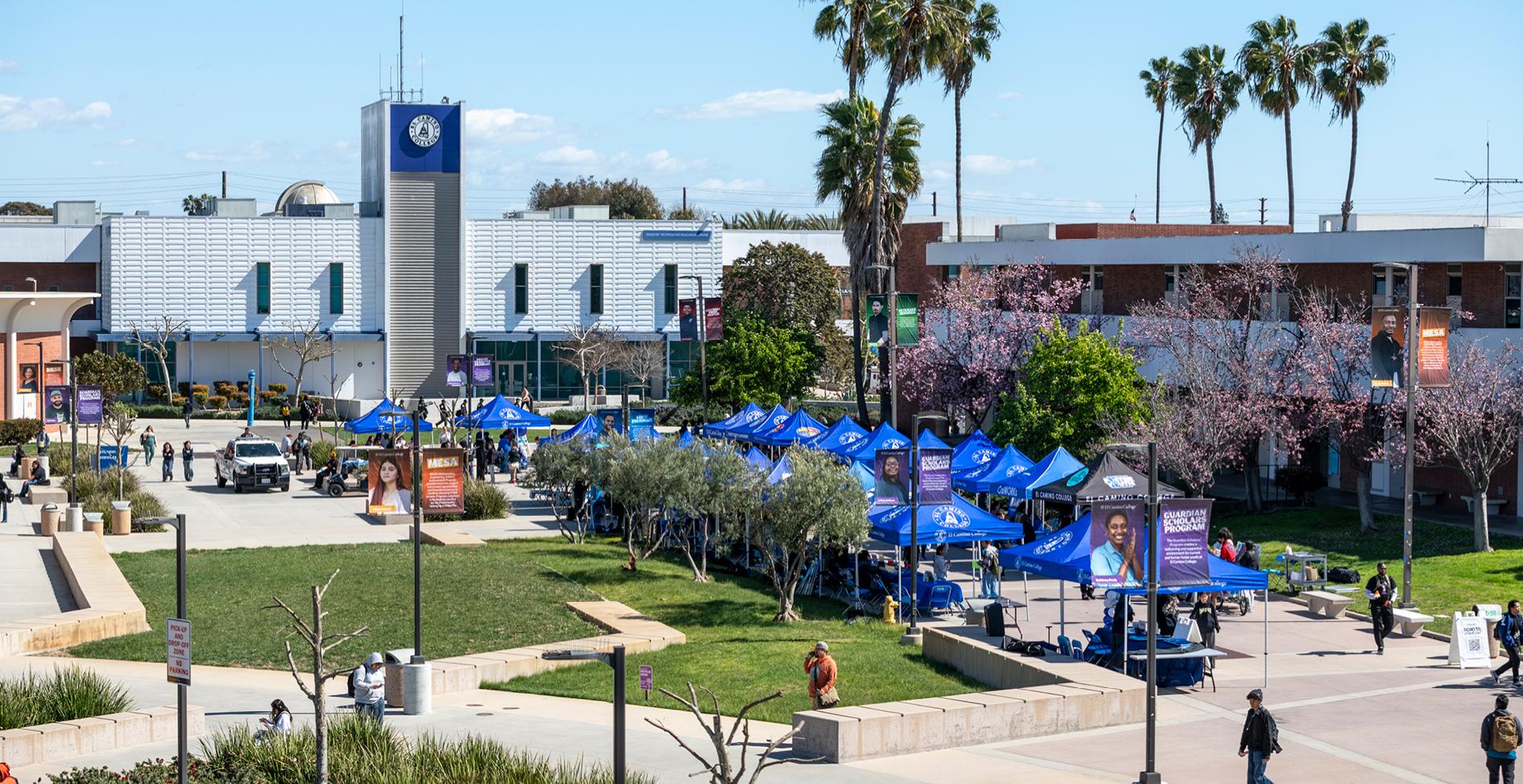 El Camino College gallery 2