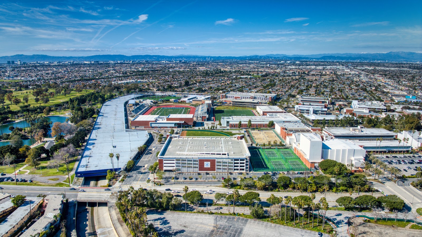 El Camino College gallery 6