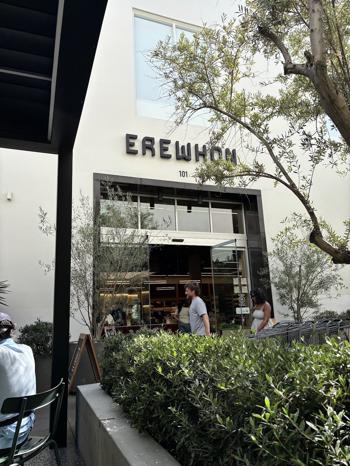 Erewhon Pasadena gallery 1