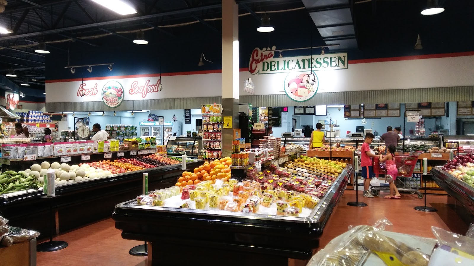 Extra Supermarket gallery 3