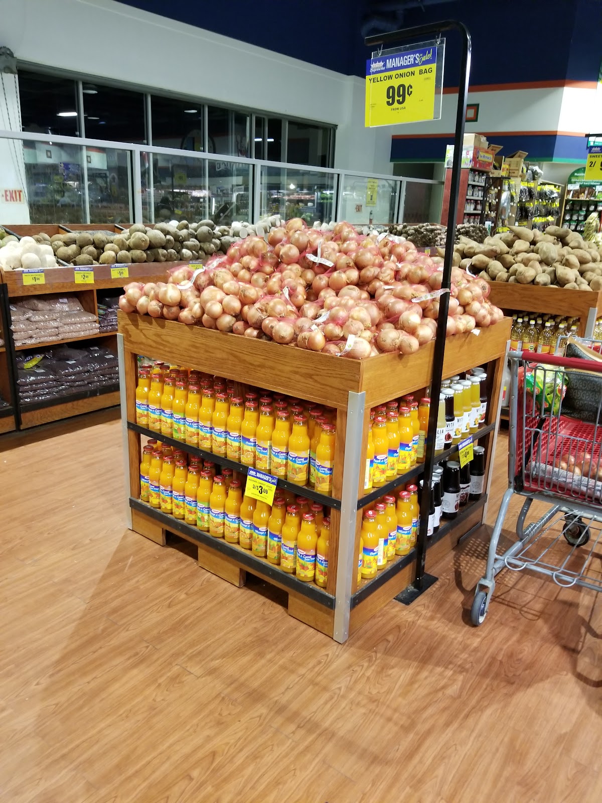 Extra Supermarket gallery 5
