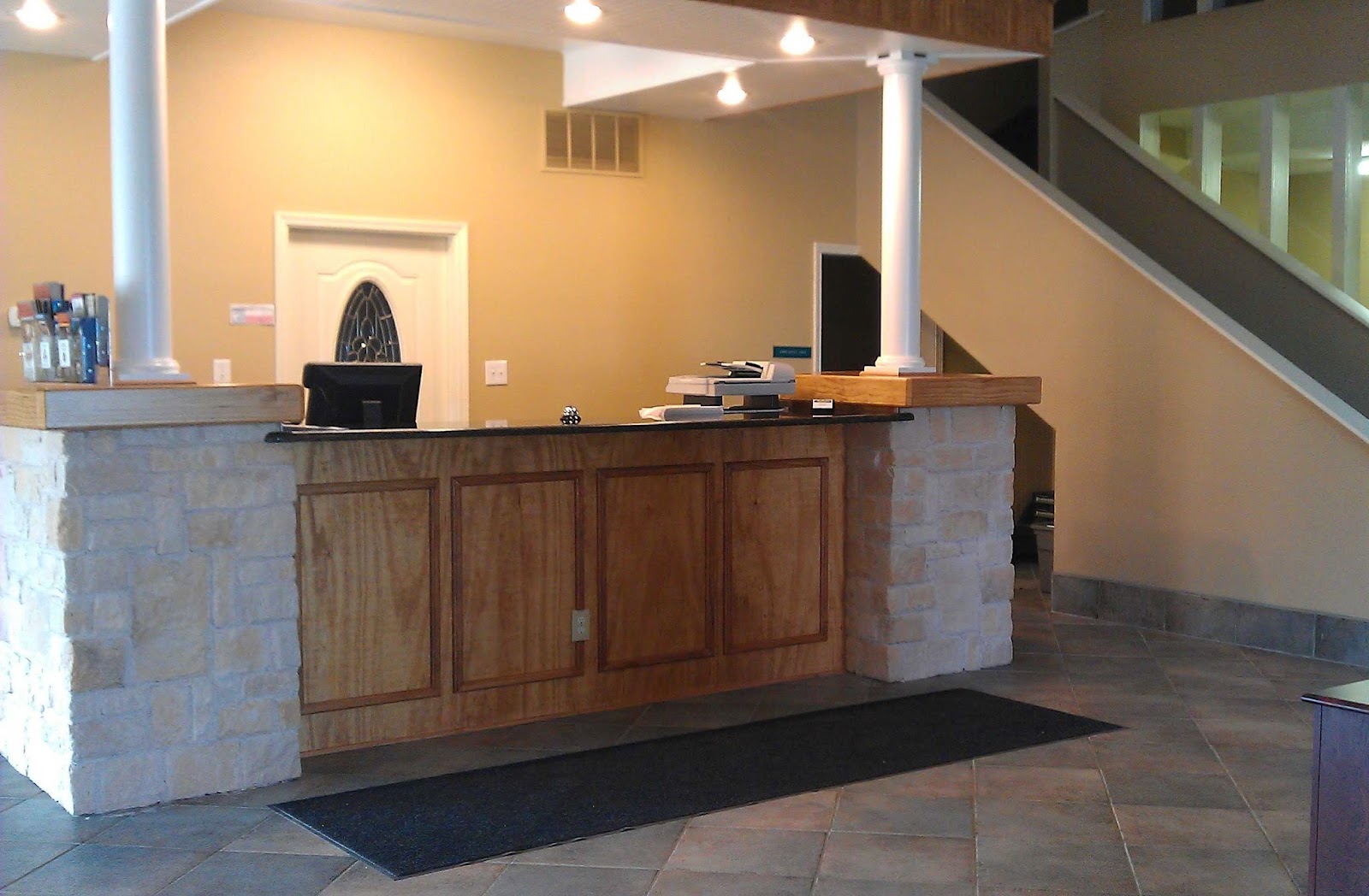 Flagship Inn gallery 4