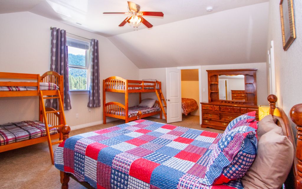 Freund Canyon Lodge gallery 3
