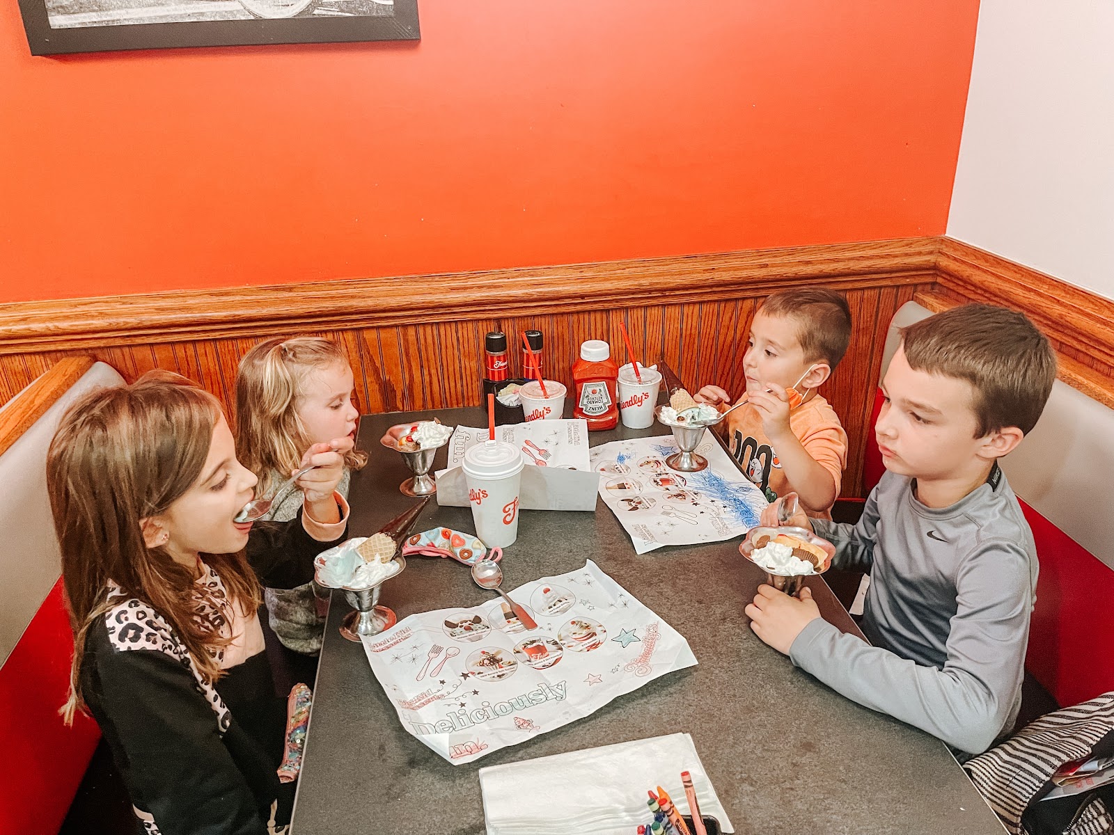 Friendly's gallery 4