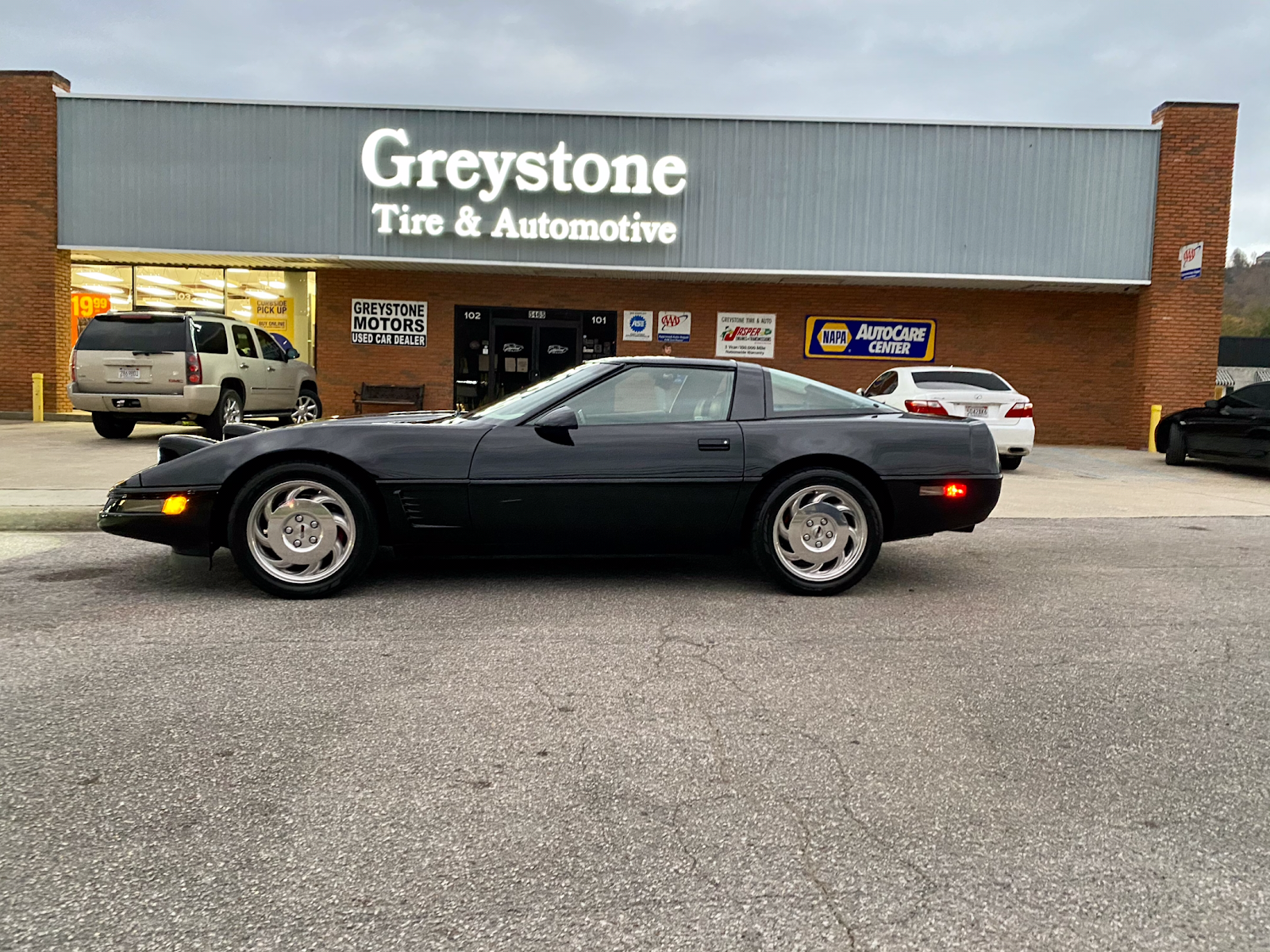 Greystone Tire & Auto gallery 4