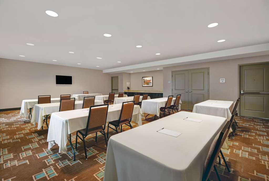 Hampton Inn & Suites Robbinsville gallery 5