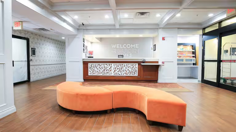 Hampton Inn Bordentown gallery 6