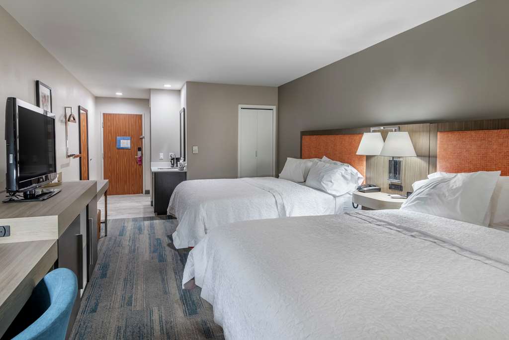 Hampton Inn Brownwood gallery 2