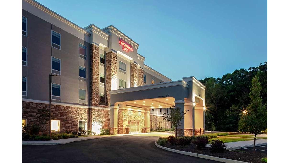 Hampton Inn Cranbury gallery 1