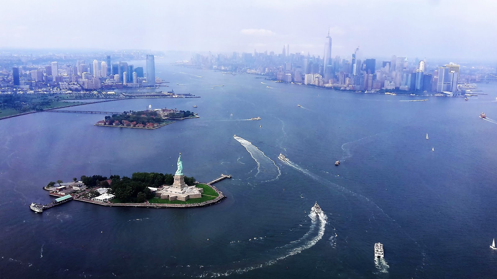 Holiday Inn Express New York City-Wall Street, an IHG Hotel gallery 1