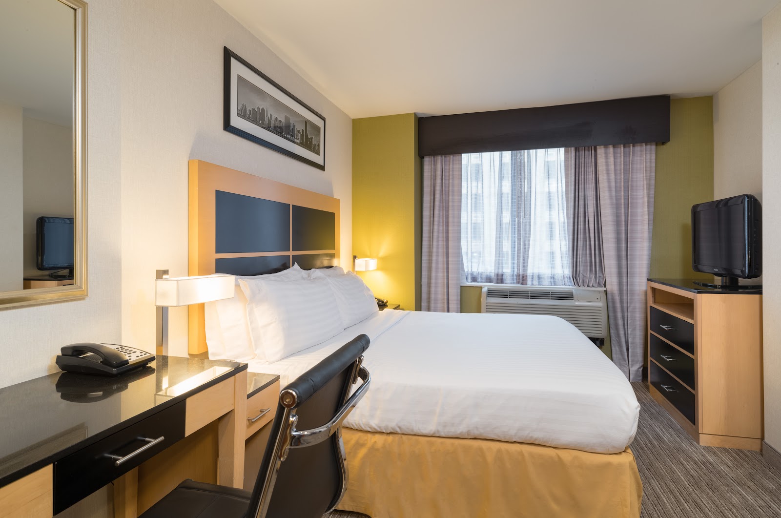 Holiday Inn Express New York City-Wall Street, an IHG Hotel gallery 2