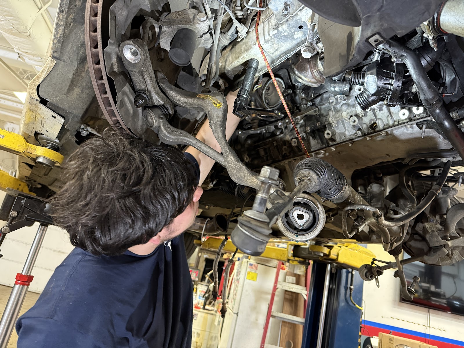 Honest Automotive gallery 4