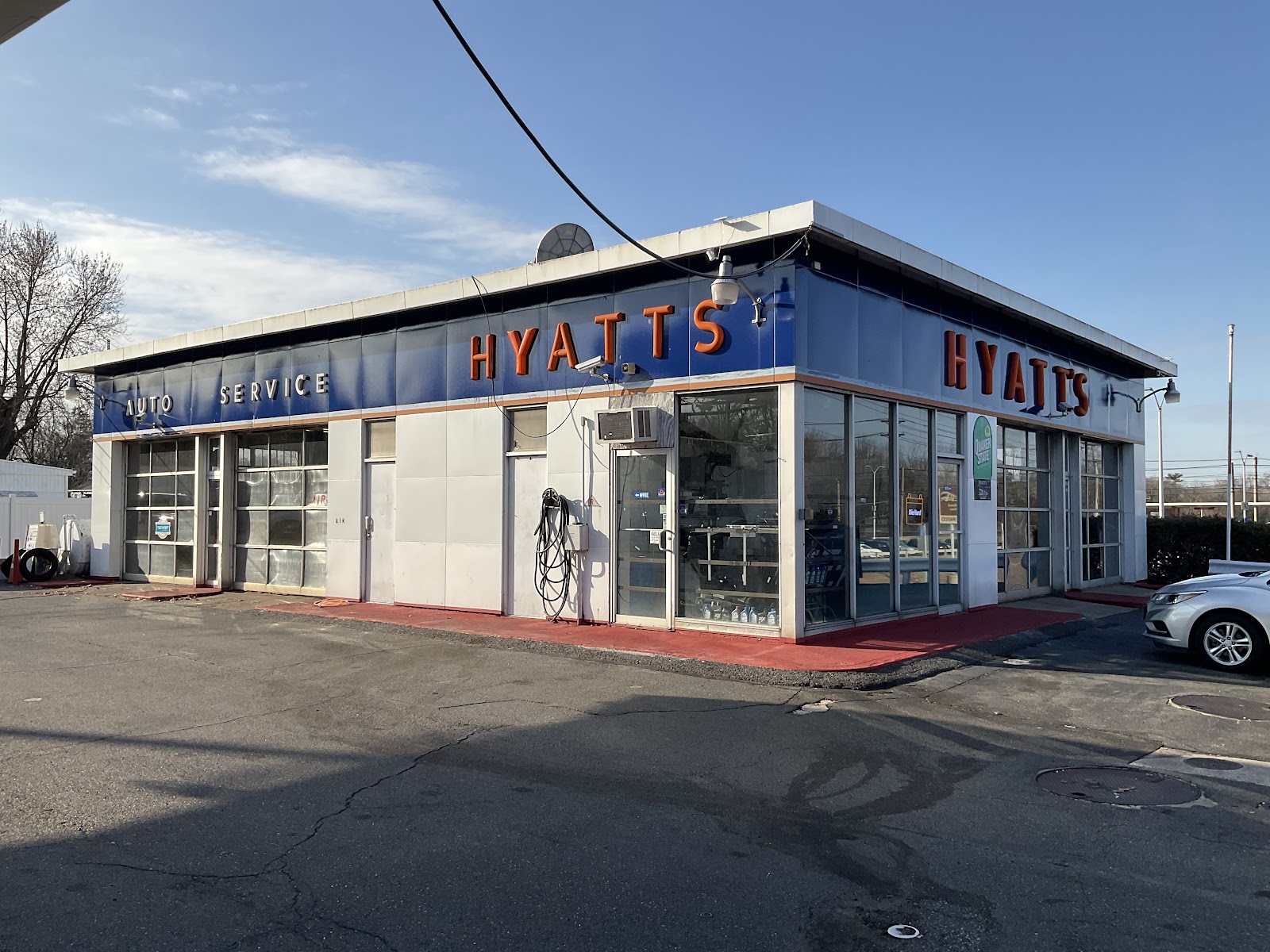 Hyatt's Auto Repair LLC gallery 3
