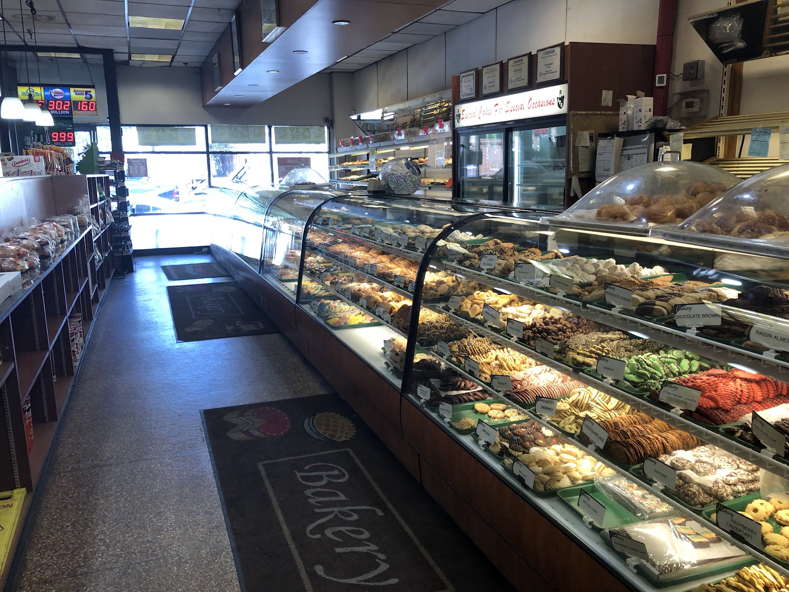 Italian Peoples Bakery gallery 3