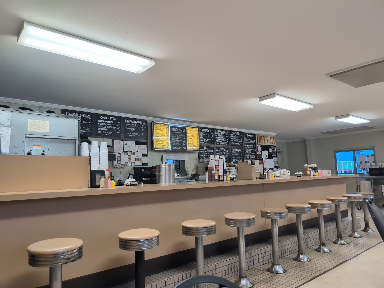 Kidd's Drive-In gallery 5