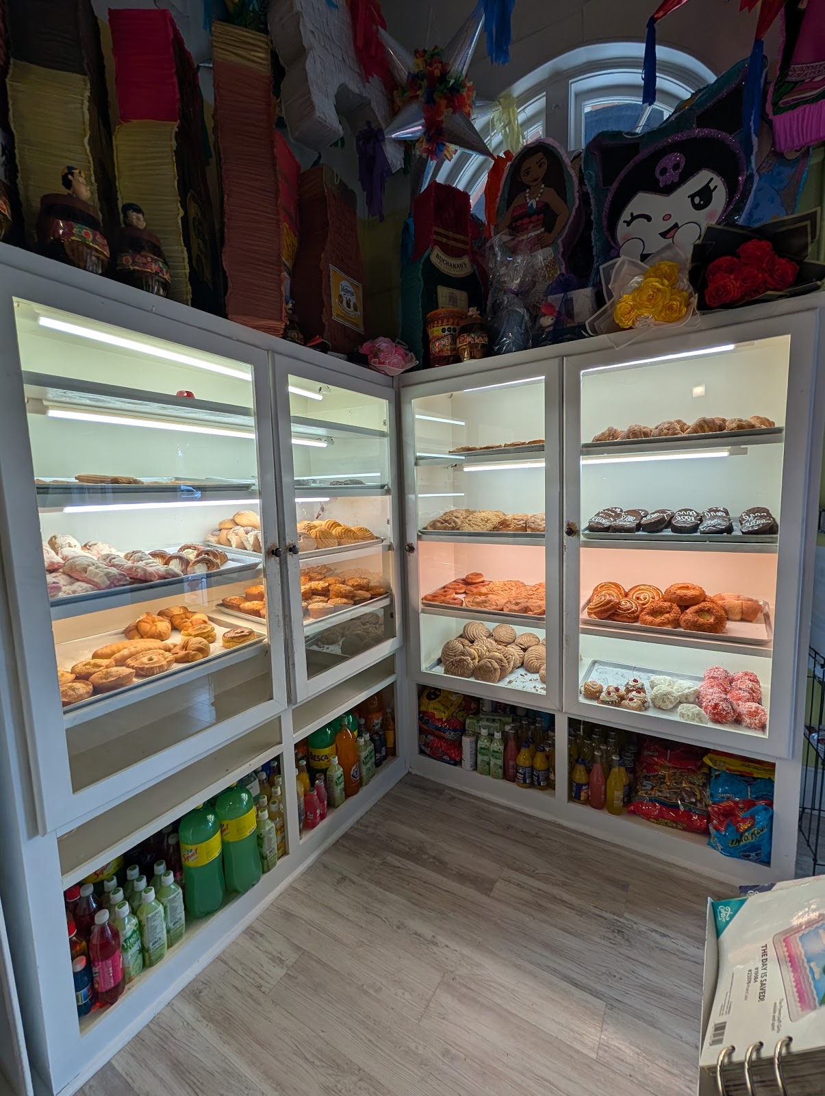 La Conchita Bakery of Montevallo gallery 6