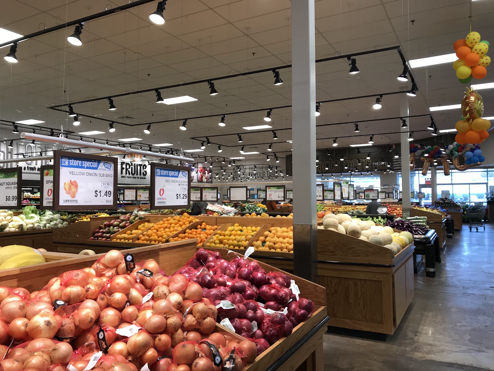 Lotte Plaza Market at Edison gallery 3