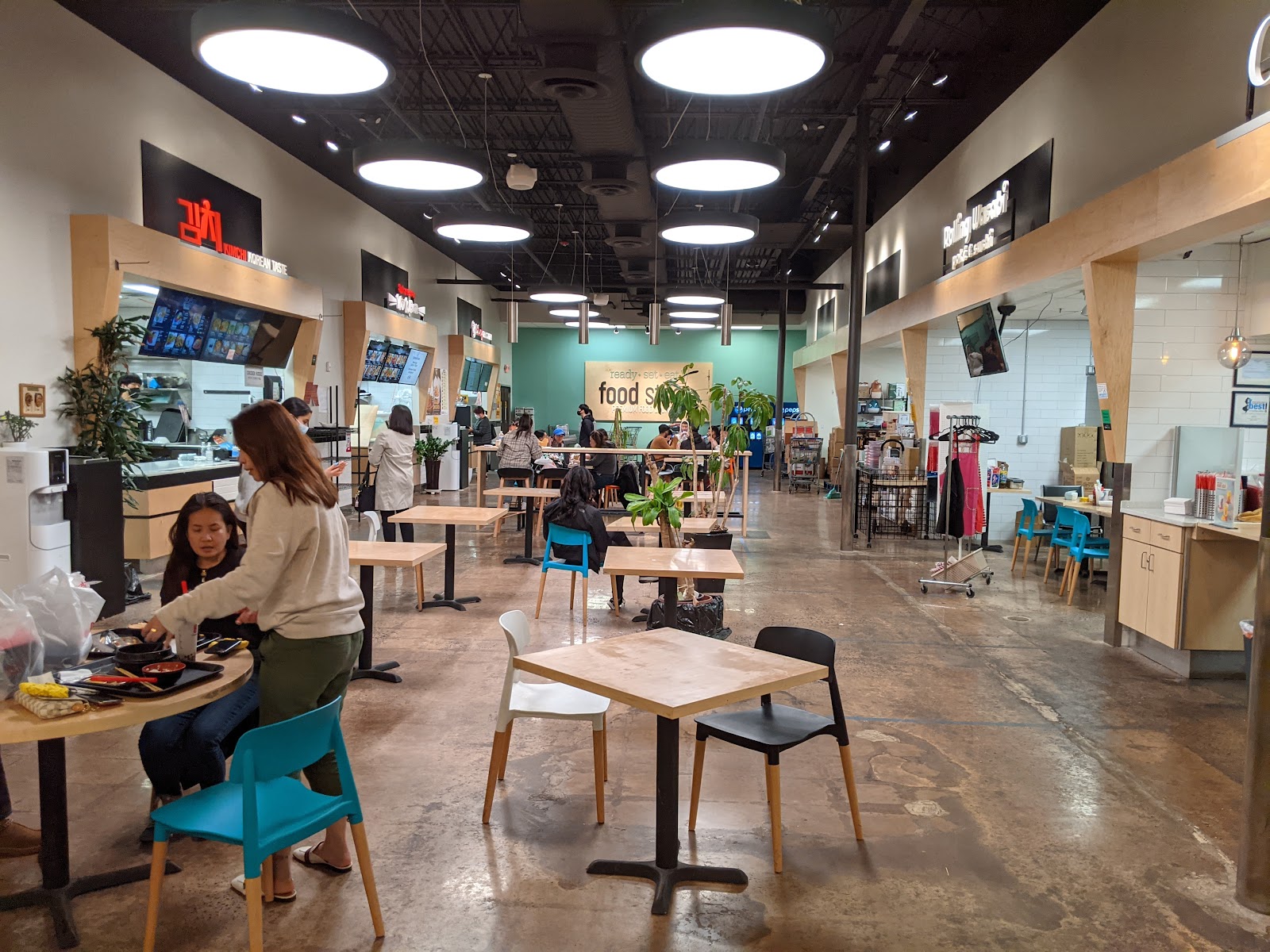 Lotte Plaza Market at Edison gallery 5