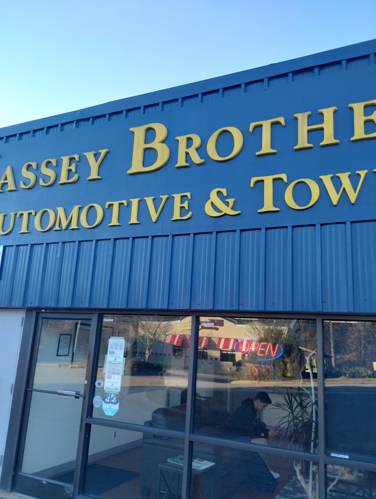 Massey Brothers Automotive gallery 1