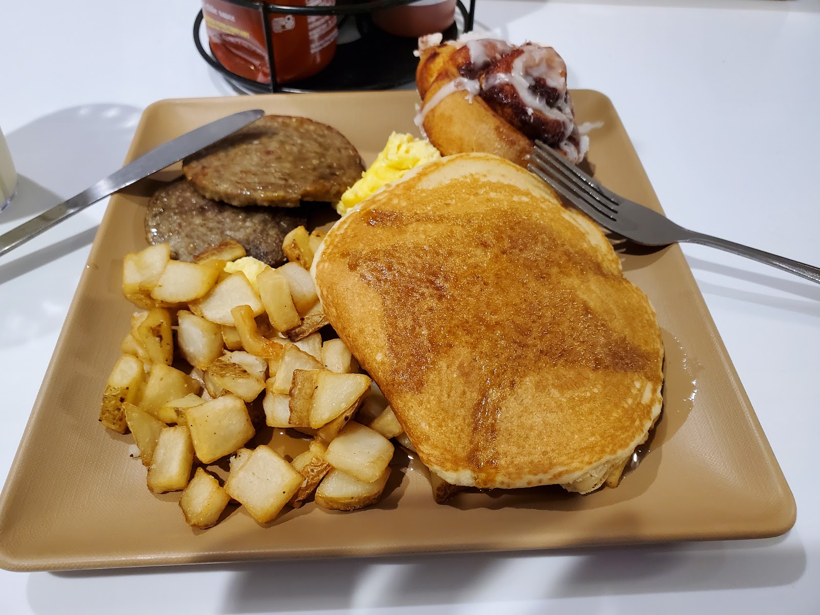 McEwen Dining Hall gallery 2
