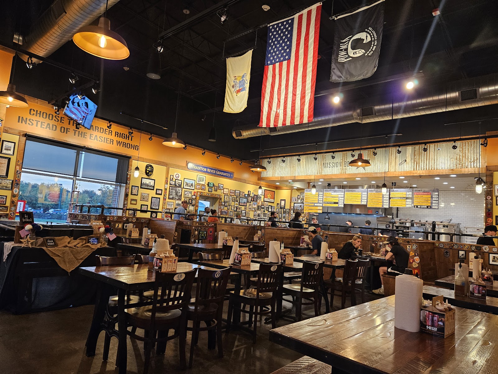 MISSION BBQ gallery 4